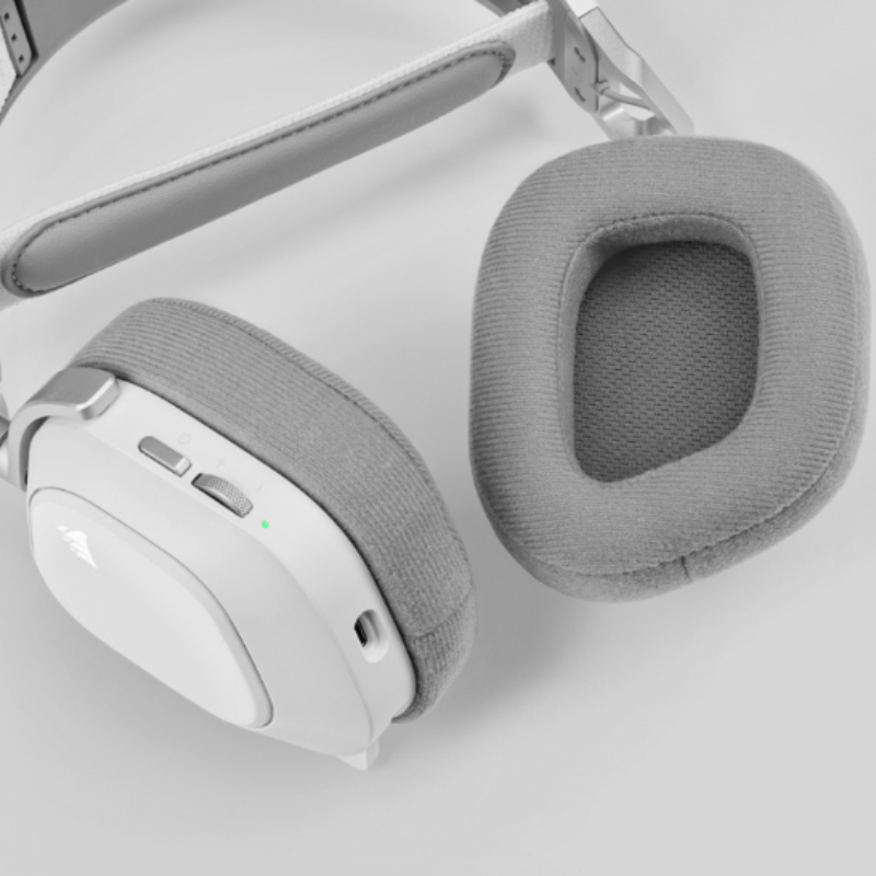 Auriculares premium para juegos HS80 RGB WIRELESS con audio espacial, color blanco
